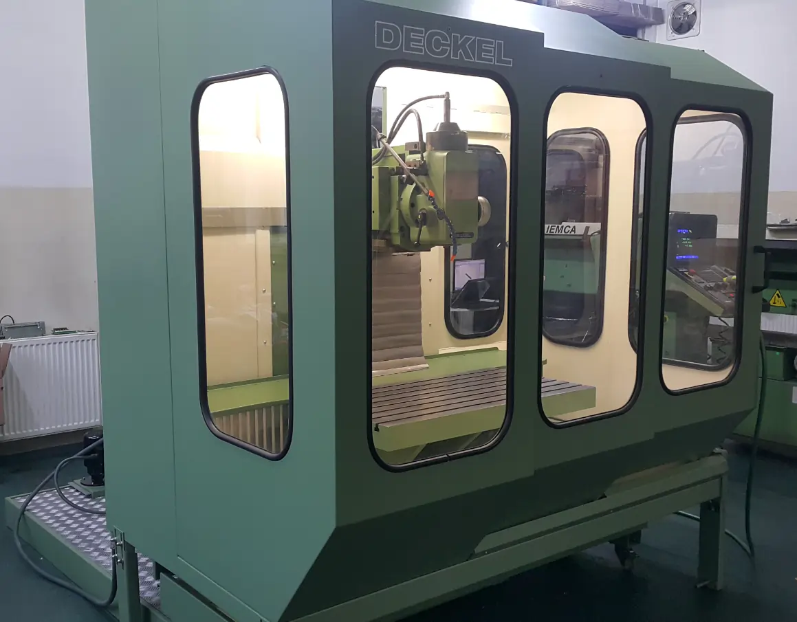 Frezarka-DECKEL-FP5-40